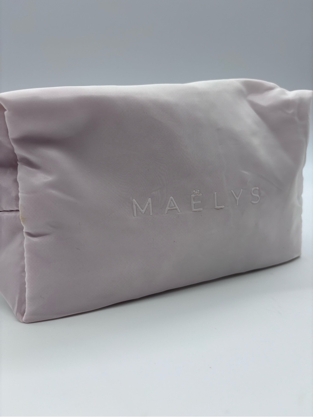 MAELYS Light Pink Cosmetic Bag with Magenta Lining